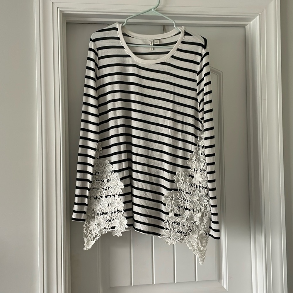 CATO women’s sweater